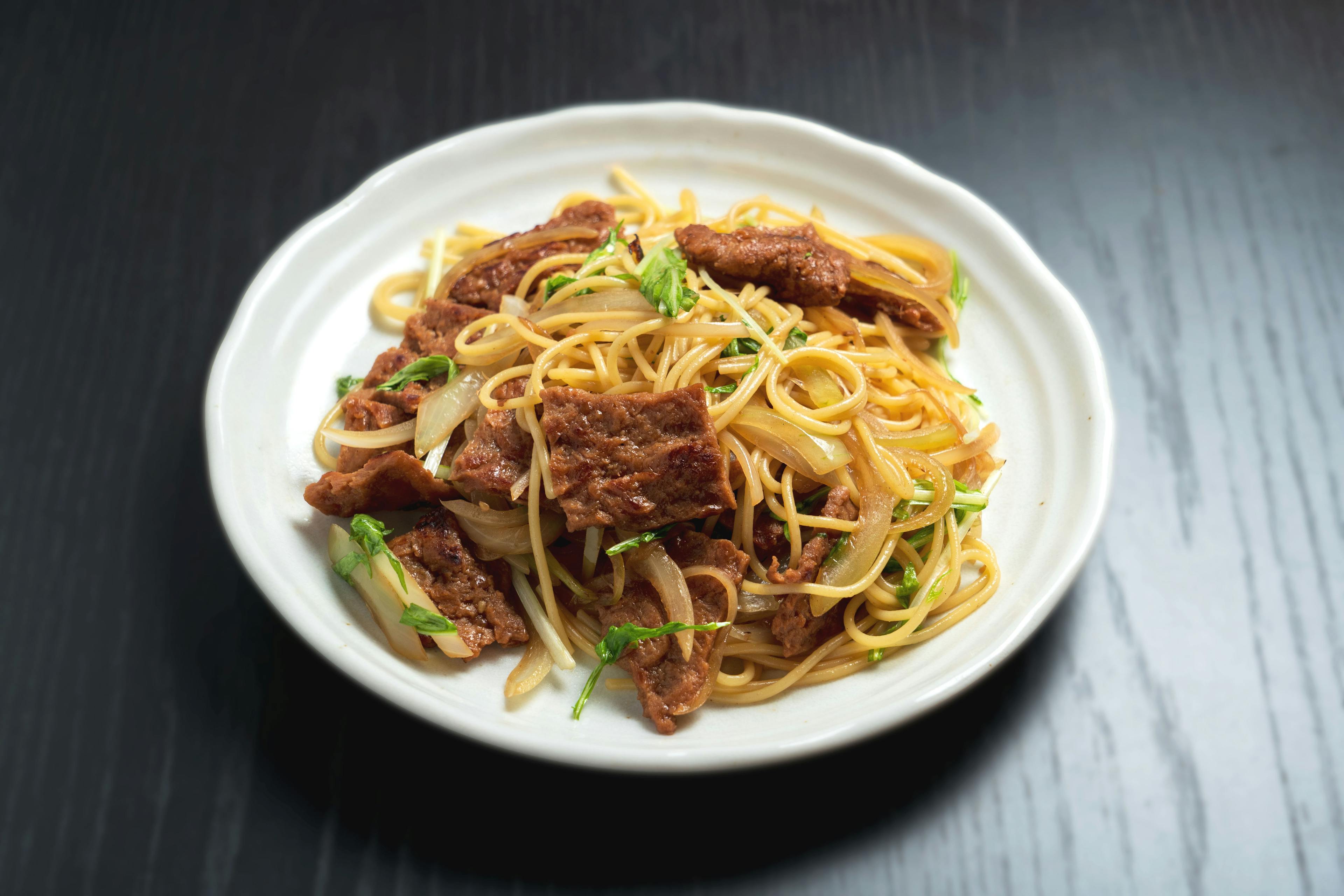 Japanese Style Spaghetti with Next Yakiniku Karubi and Mizuna